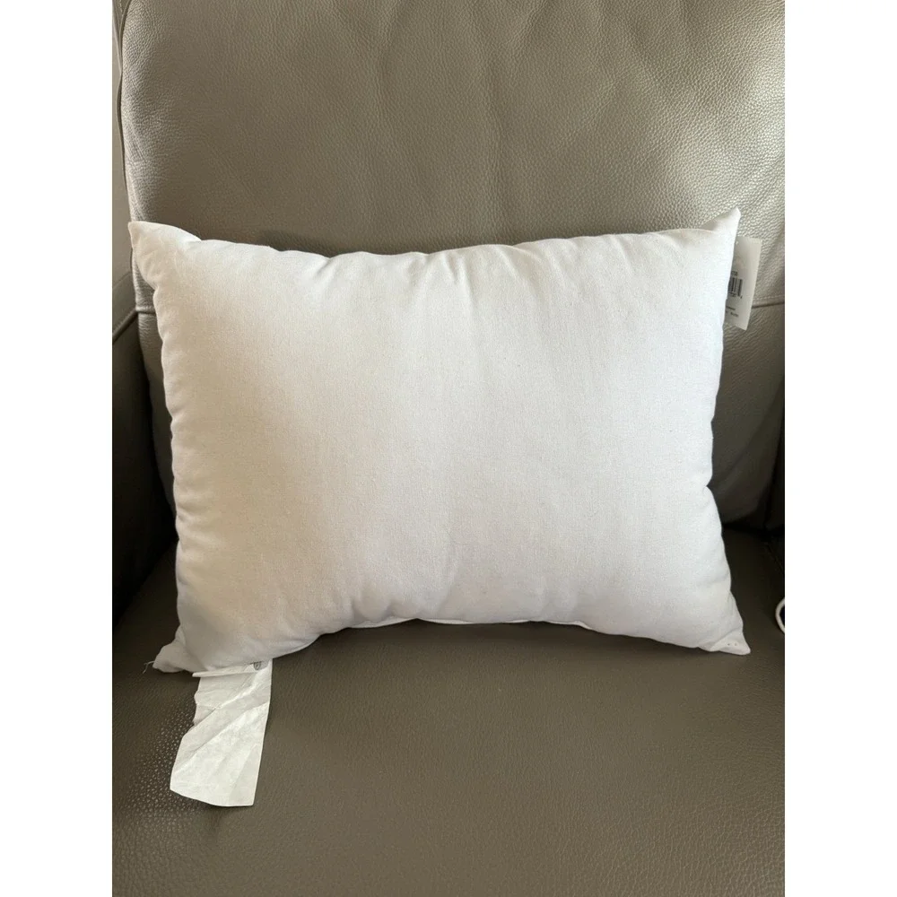 C&F Home Seasonal Holiday Pillow Chickadees Birds Pine&Berries White‎ NEW